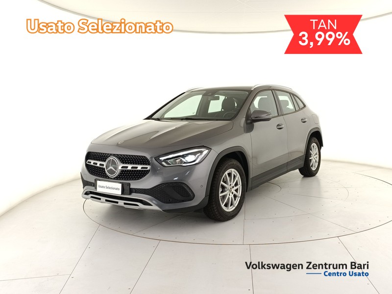 Mercedes GLA 200 d business extra auto - 1