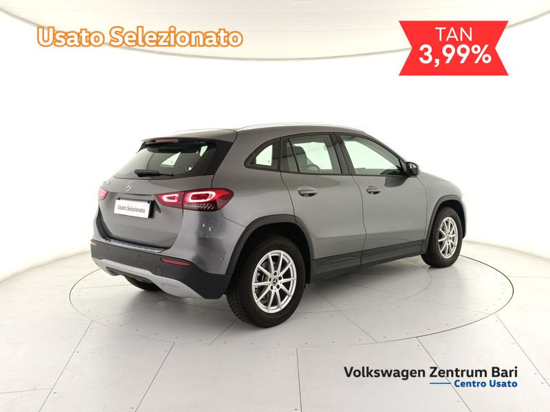 Mercedes GLA 200 d business extra auto - 4