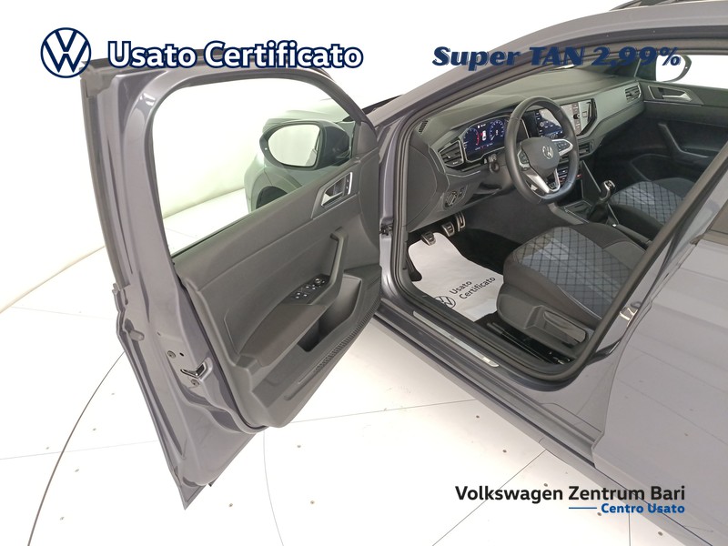 Volkswagen Taigo 1.0 tsi r-line 115cv - 12