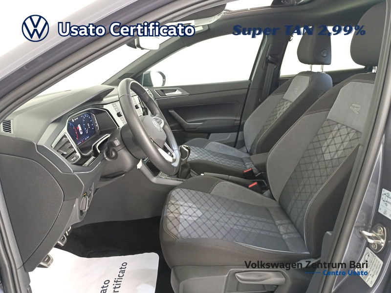 Volkswagen Taigo 1.0 tsi r-line 115cv - 13