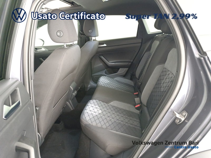 Volkswagen Taigo 1.0 tsi r-line 115cv - 18