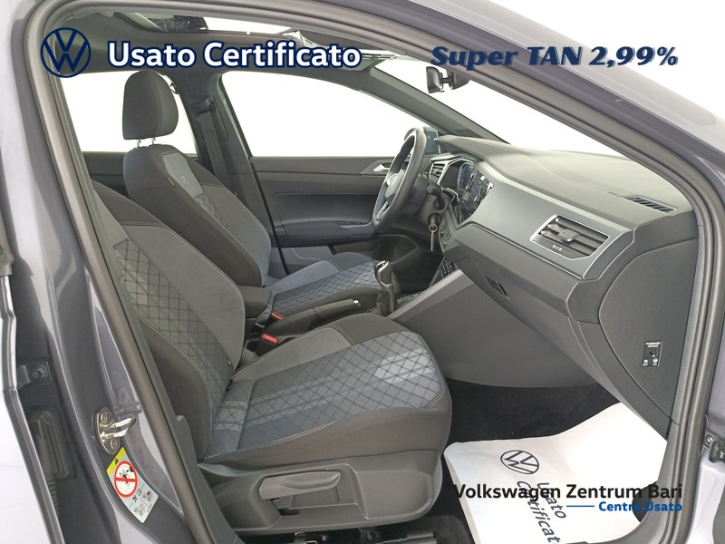 Volkswagen Taigo 1.0 tsi r-line 115cv - 23