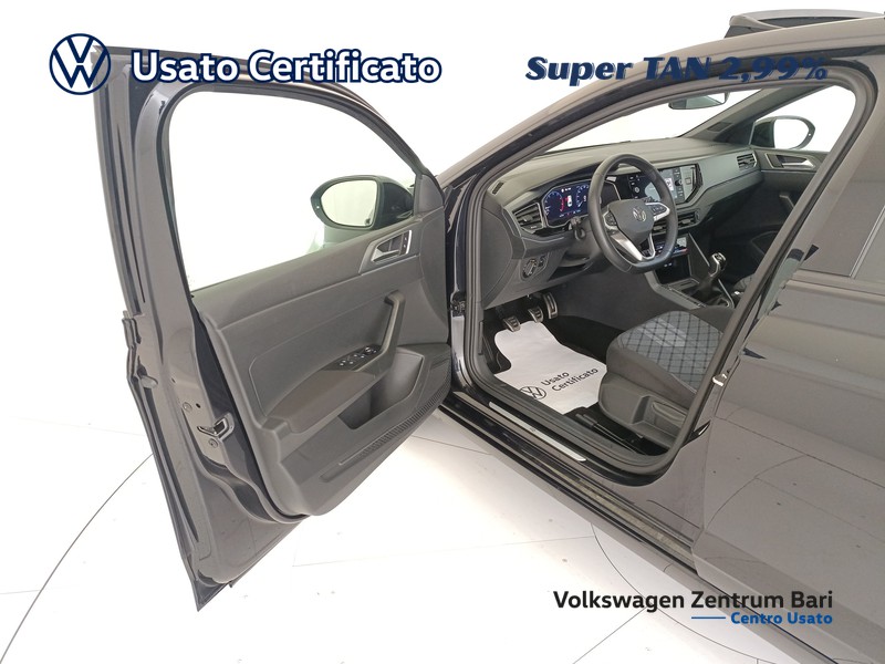 Volkswagen Taigo 1.0 tsi r-line 115cv - 11