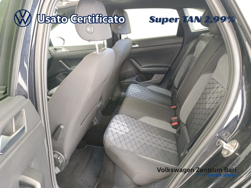Volkswagen Taigo 1.0 tsi r-line 115cv - 17
