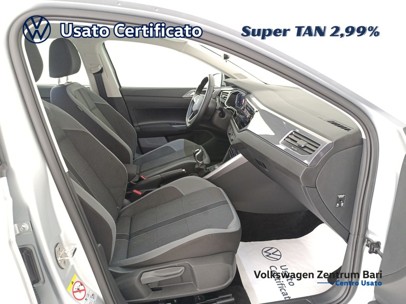 Volkswagen Polo 1.0 tsi style 95cv - 19
