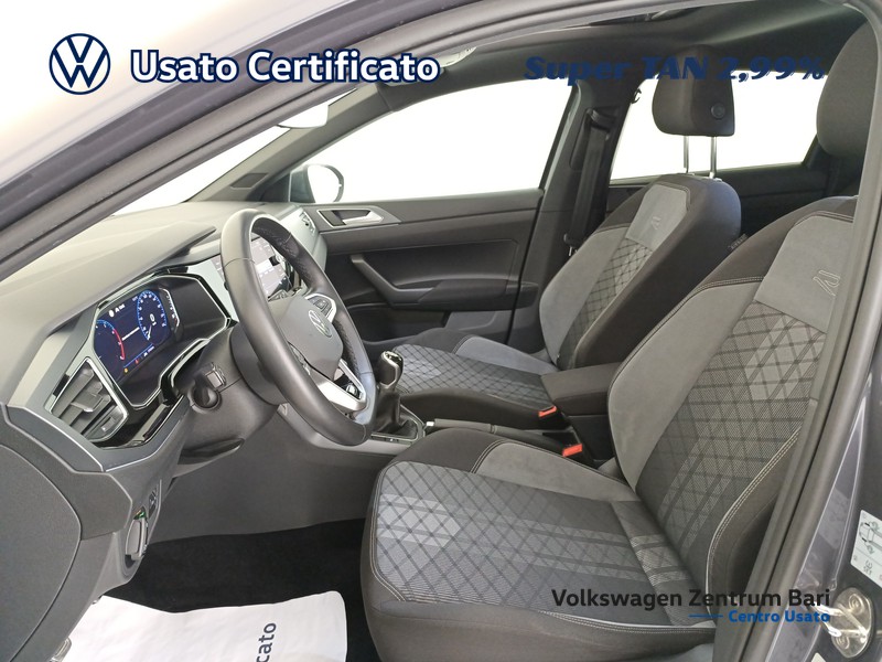Volkswagen Taigo 1.0 tsi r-line 115cv - 13
