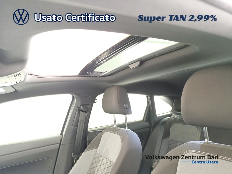 Volkswagen Taigo 1.0 tsi r-line 115cv - 16