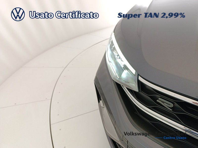 Volkswagen Taigo 1.0 tsi r-line 115cv - 24
