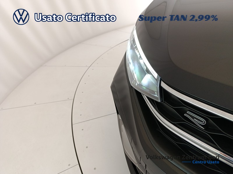 Volkswagen Taigo 1.0 tsi r-line 115cv - 21