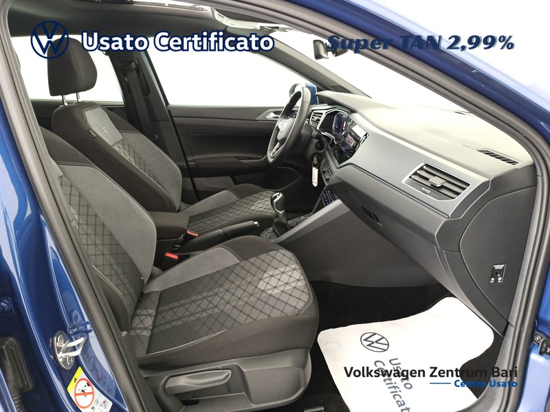 Volkswagen Taigo 1.0 tsi r-line 115cv - 23