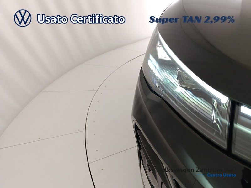 Volkswagen Tiguan 2.0 tdi r-line 150cv dsg - 23