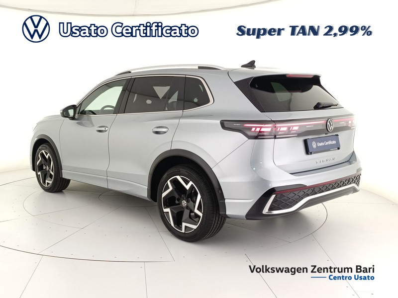 Volkswagen Tiguan 2.0 tdi r-line 150cv dsg - 8
