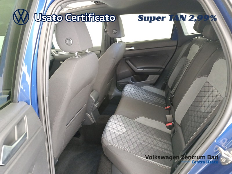 Volkswagen Taigo 1.0 tsi r-line 115cv - 19