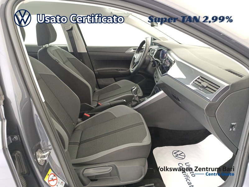 Volkswagen Polo 1.0 tsi style 95cv - 19