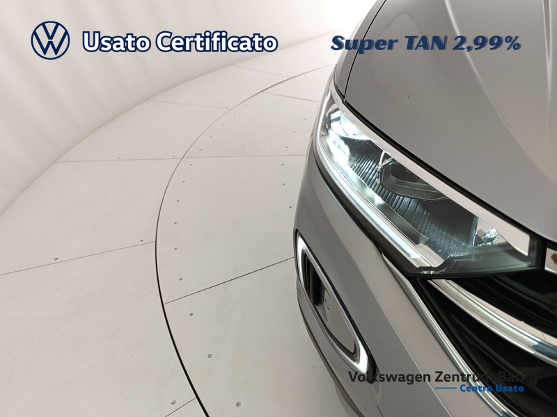 Volkswagen T-Roc 1.0 tsi style 115cv - 22
