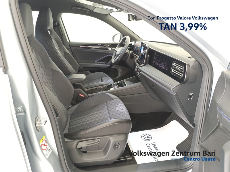 Volkswagen Tiguan 2.0 tdi r-line 150cv dsg - 23
