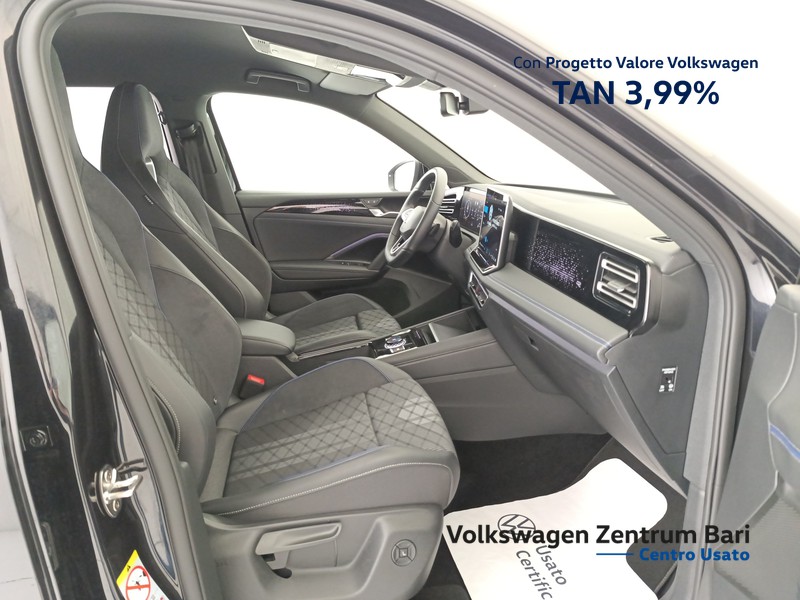 Volkswagen Tiguan 2.0 tdi r-line 150cv dsg - 23