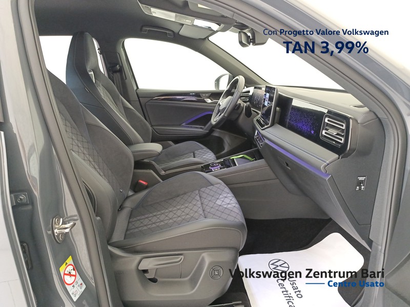 Volkswagen Tiguan 2.0 tdi r-line 150cv dsg - 23