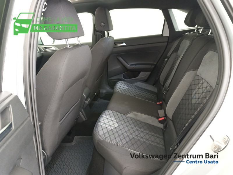 Volkswagen Taigo 1.0 tsi r-line 110cv - 18