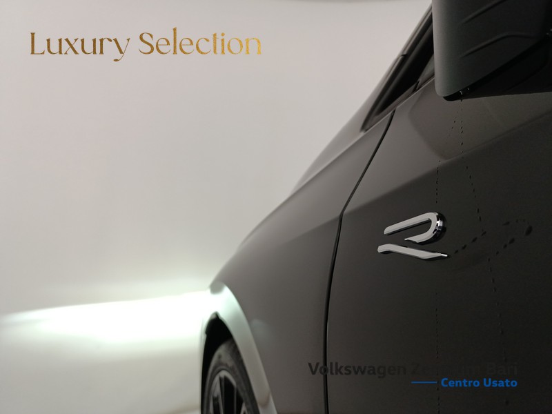 Volkswagen Golf 2.0 tsi r 4motion 333cv dsg - 19