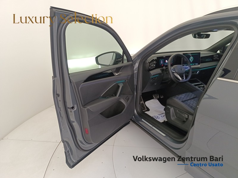 Volkswagen Tiguan 2.0 tdi r-line 4motion 193cv dsg - 11