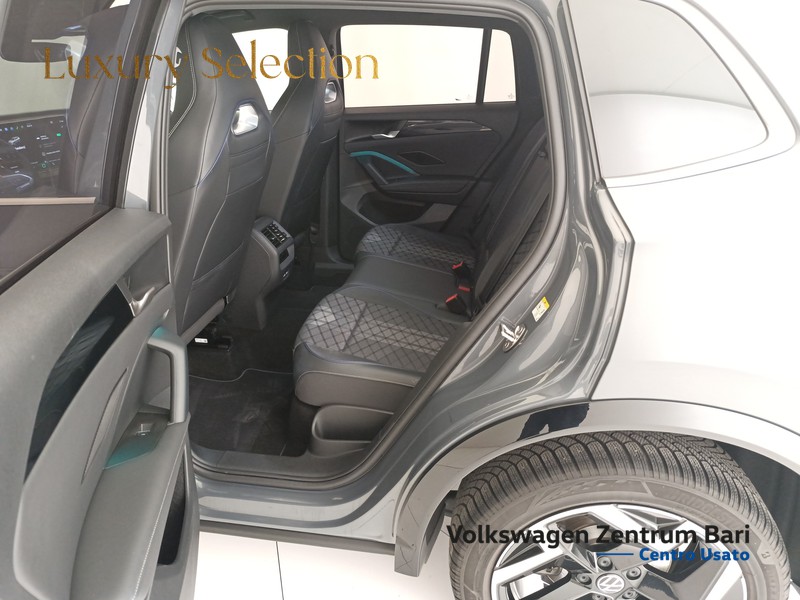 Volkswagen Tiguan 2.0 tdi r-line 4motion 193cv dsg - 17