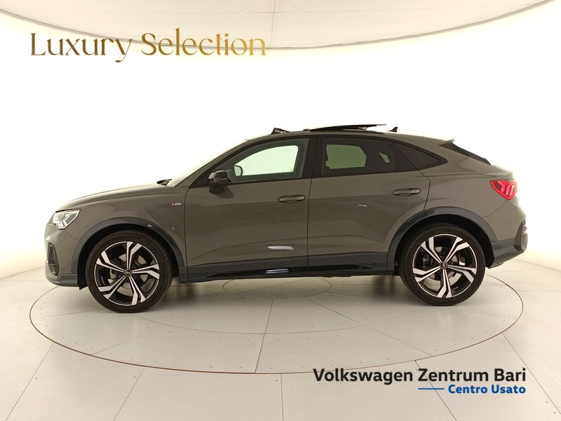 Audi Q3 sportback 35 2.0 tdi s line edition s-tronic - 9