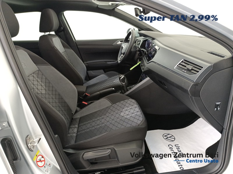 Volkswagen Taigo 1.0 tsi r-line 115cv - 25
