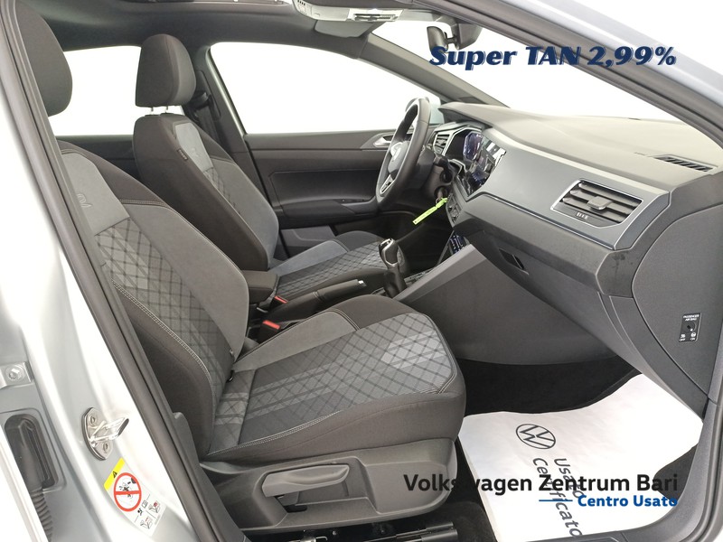 Volkswagen Taigo 1.0 tsi r-line 115cv - 26