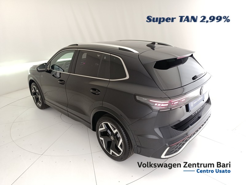 Volkswagen Tiguan 2.0 tdi r-line 150cv dsg - 18