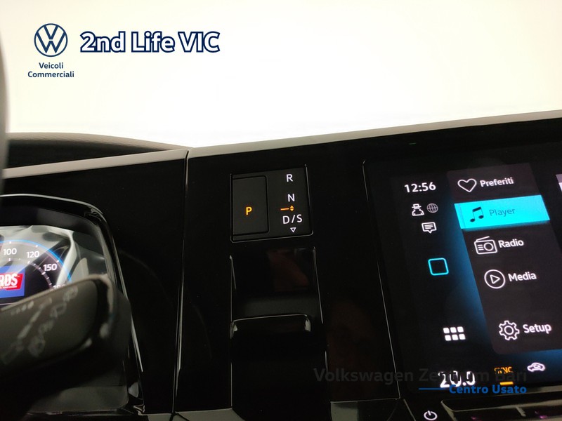 Volkswagen VIC T6 Transporter California Beach5 110TDI Aut - 11