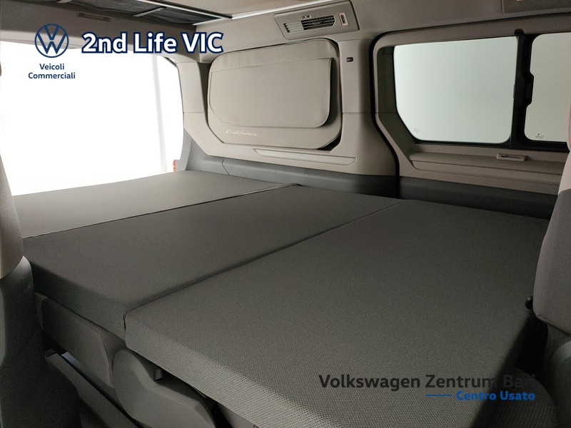 Volkswagen VIC T6 Transporter California Beach5 110TDI Aut - 22