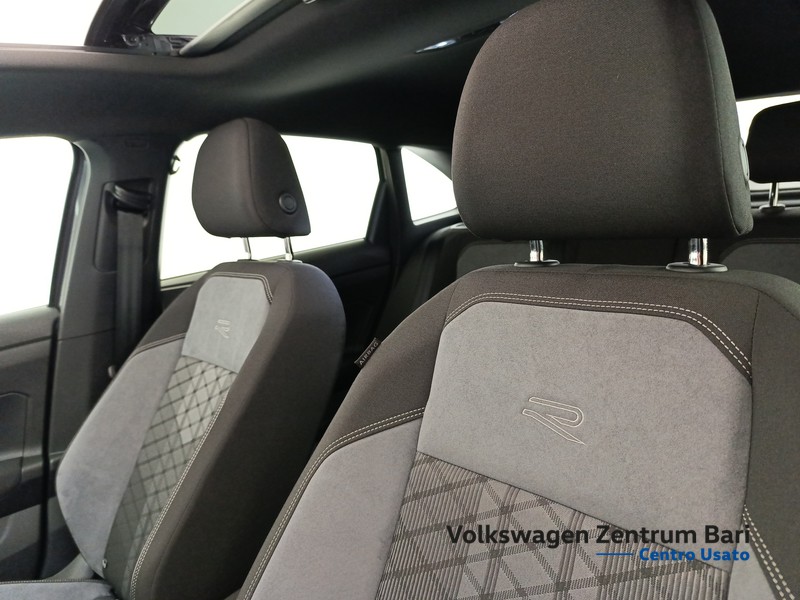 Volkswagen Taigo 1.0 tsi r-line 115cv dsg - 17