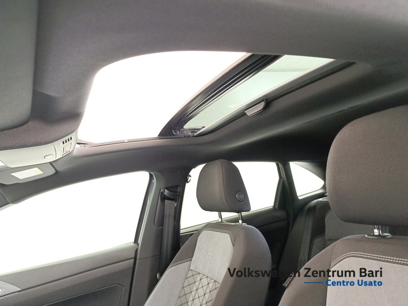 Volkswagen Taigo 1.0 tsi r-line 115cv dsg - 18