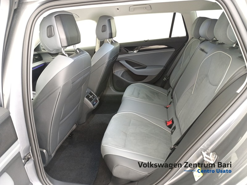 Volkswagen Passat 2.0 tdi scr business 150cv dsg - 17