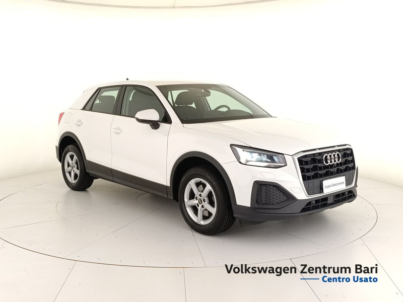 Audi Q2 35 2.0 tdi business s-tronic - 4