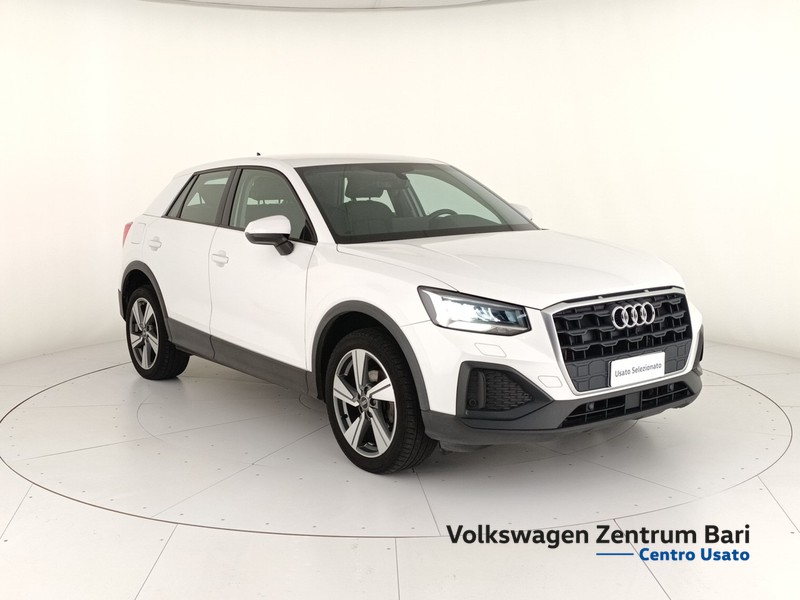 Audi Q2 30 2.0 tdi business s-tronic - 4