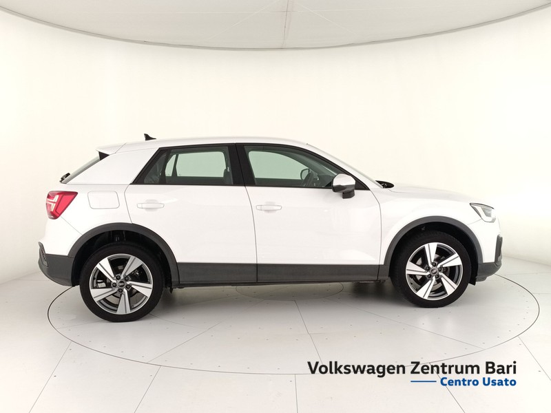 Audi Q2 30 2.0 tdi business s-tronic - 5