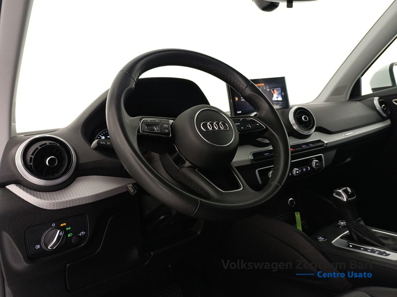 Audi Q2 30 2.0 tdi business s-tronic - 11