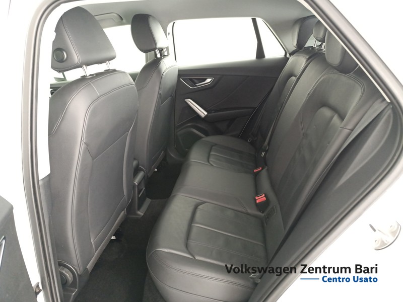 Audi Q2 30 2.0 tdi business s-tronic - 14