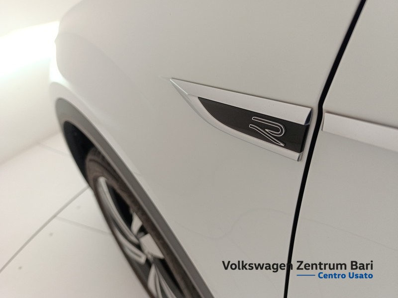 Volkswagen T-Roc 1.5 tsi r-line - 16