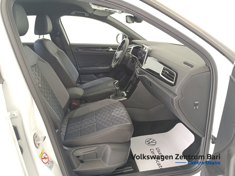 Volkswagen T-Roc 1.5 tsi r-line - 22