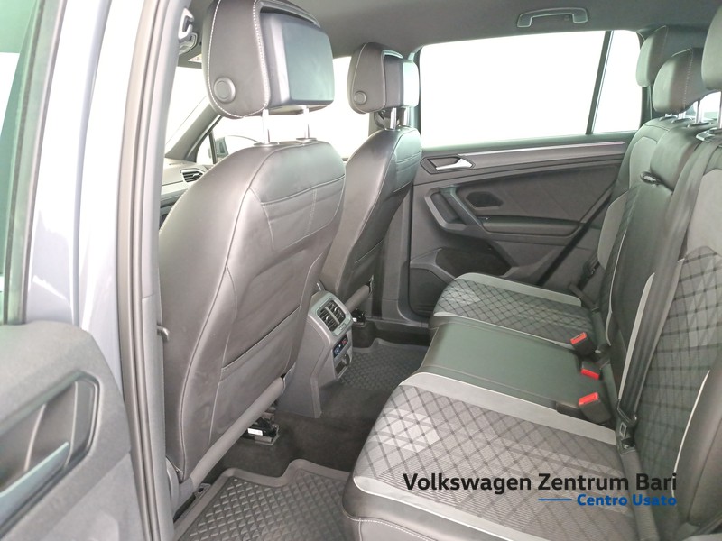Volkswagen Tiguan 2.0 tdi r-line 4motion 150cv dsg - 18