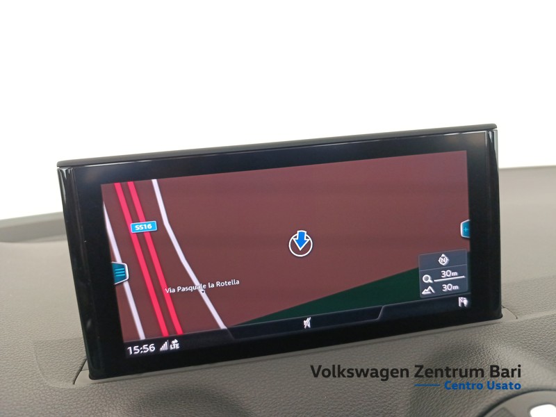 Audi Q2 30 2.0 tdi business s-tronic - 12
