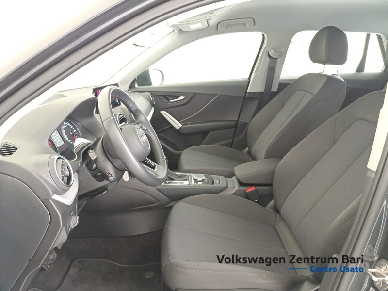 Audi Q2 30 2.0 tdi business s-tronic - 14