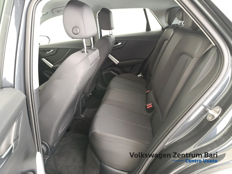 Audi Q2 30 2.0 tdi business s-tronic - 16