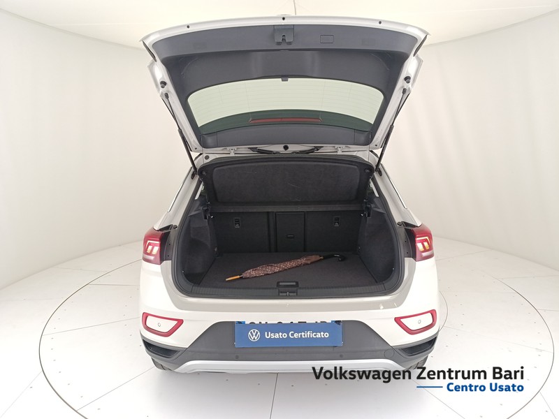 Volkswagen T-Roc 1.0 tsi life 110cv - 18