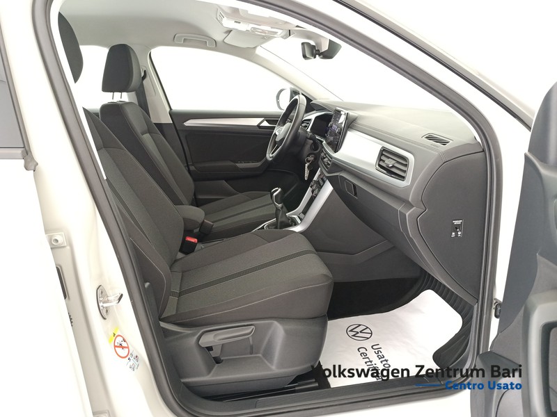 Volkswagen T-Roc 1.0 tsi life 110cv - 20