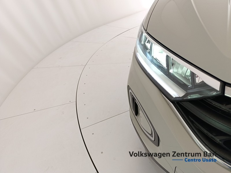 Volkswagen T-Roc 1.0 tsi life 110cv - 21