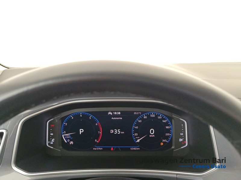 Volkswagen T-Roc 1.5 tsi style dsg - 9
